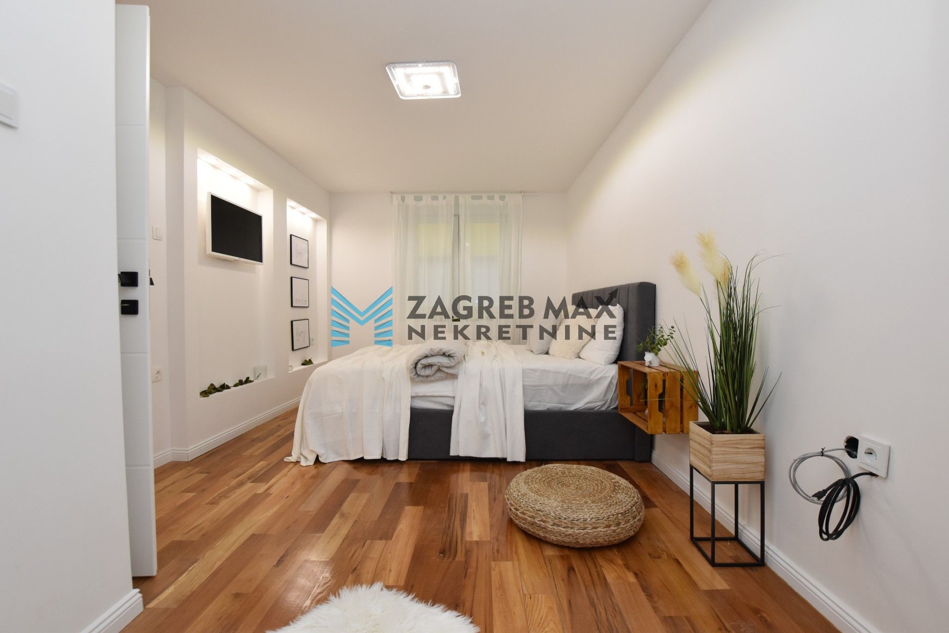 Zagreb - DONJI GRAD Moderan 1soban stan od 35 m2