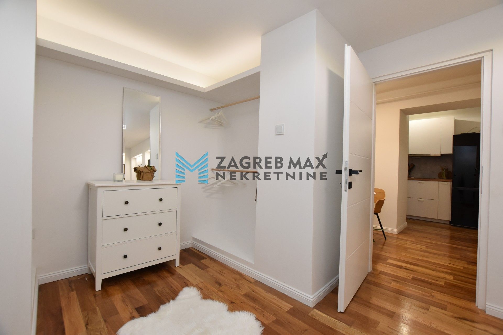 Zagreb - DONJI GRAD Moderan 1soban stan od 35 m2