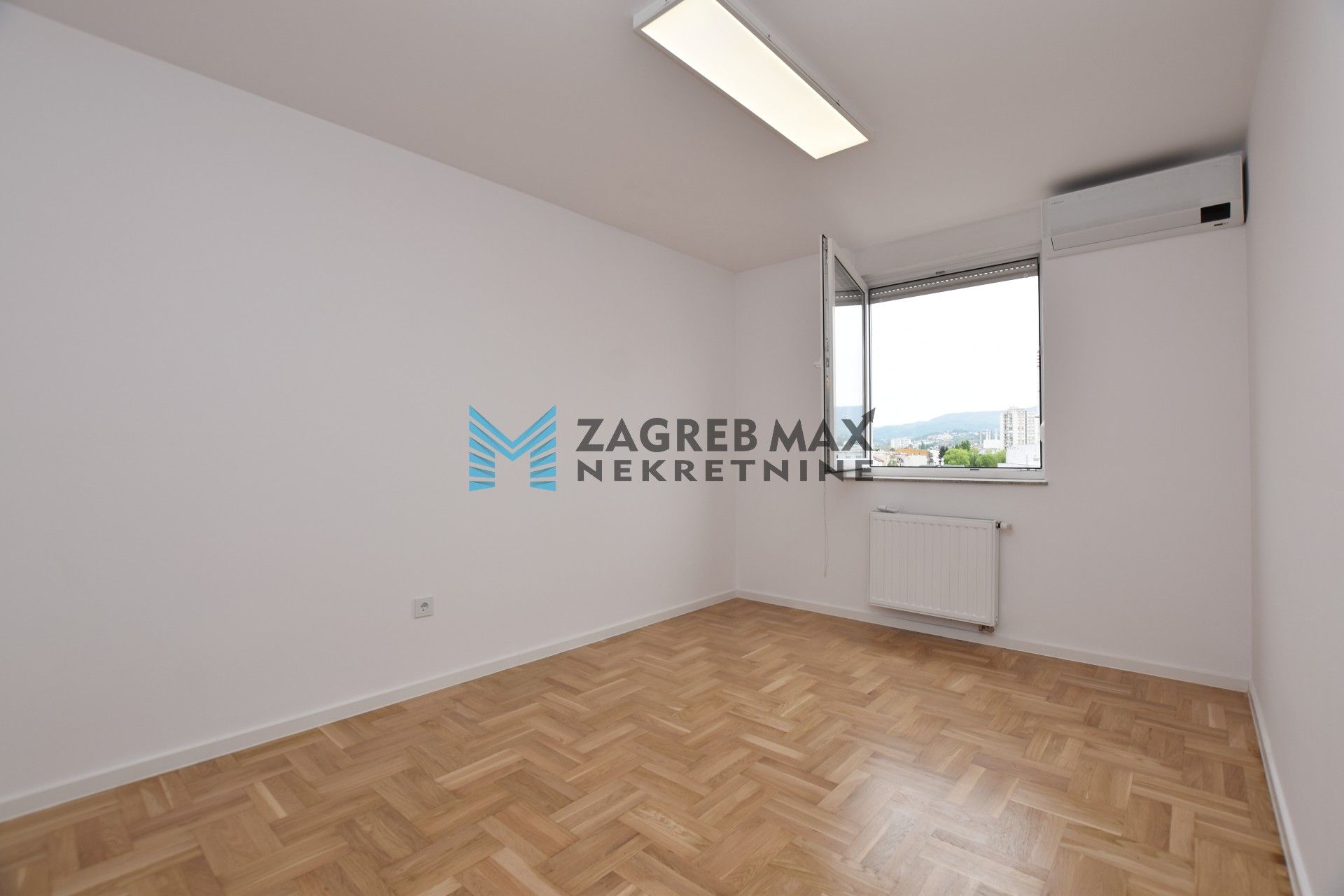 Zagreb - NAJAM - TREŠNJEVKA Moderan 5soban stan, parking