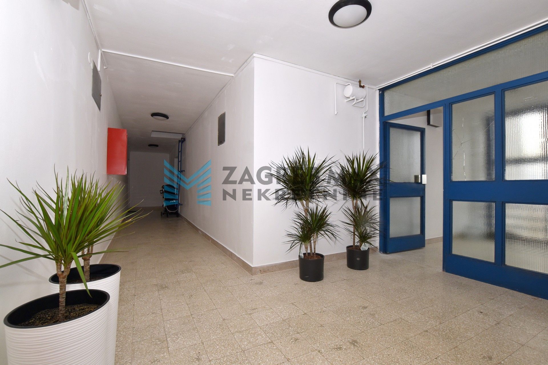 Zagreb - BOLNIČKA CESTA - 4 sobni, novo adaptiran, odmah useljiv, BEZ PROVIZIJE