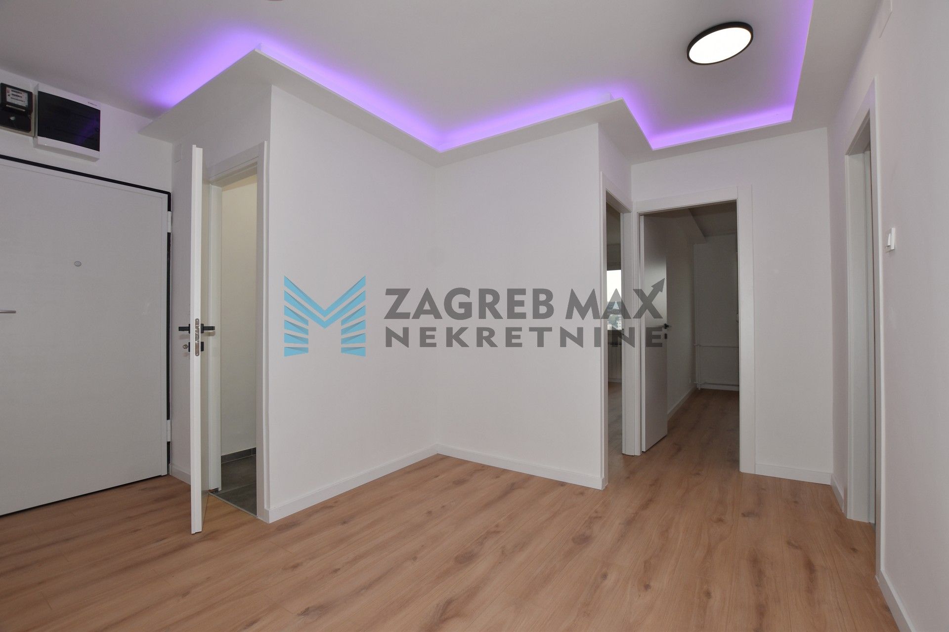 Zagreb - BOLNIČKA CESTA - 4 sobni, novo adaptiran, odmah useljiv, BEZ PROVIZIJE