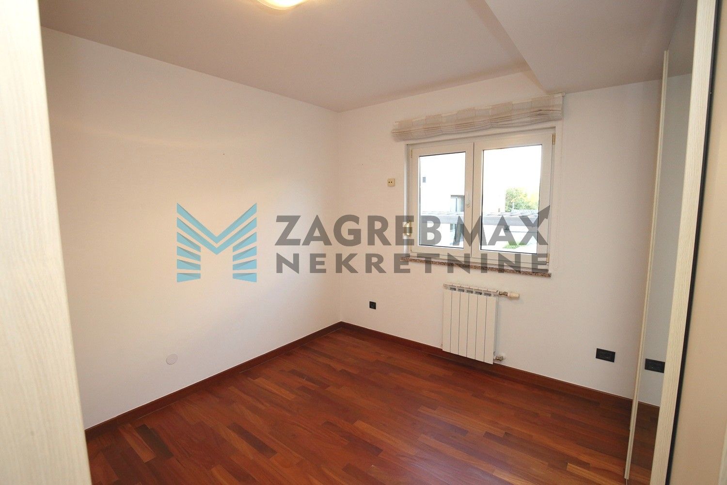 Zagreb - GORNJI BUKOVAC - moderan, 4-sob. stan, odmah useljiv, BEZ PROVIZIJE