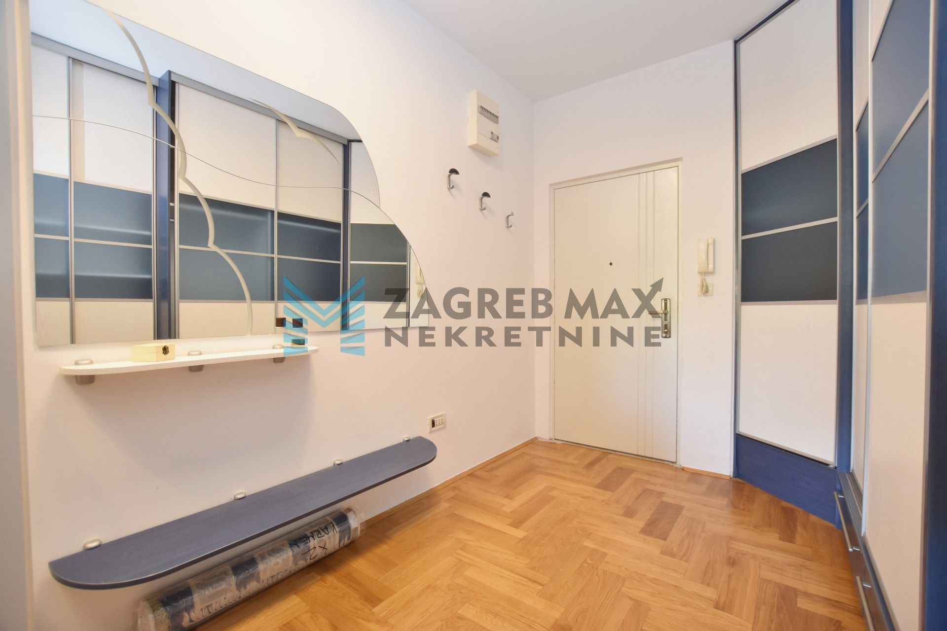 Zagreb - BUKOVAC - odličan 3-sobni, s pogledom, odmah useljiv, bez provizije