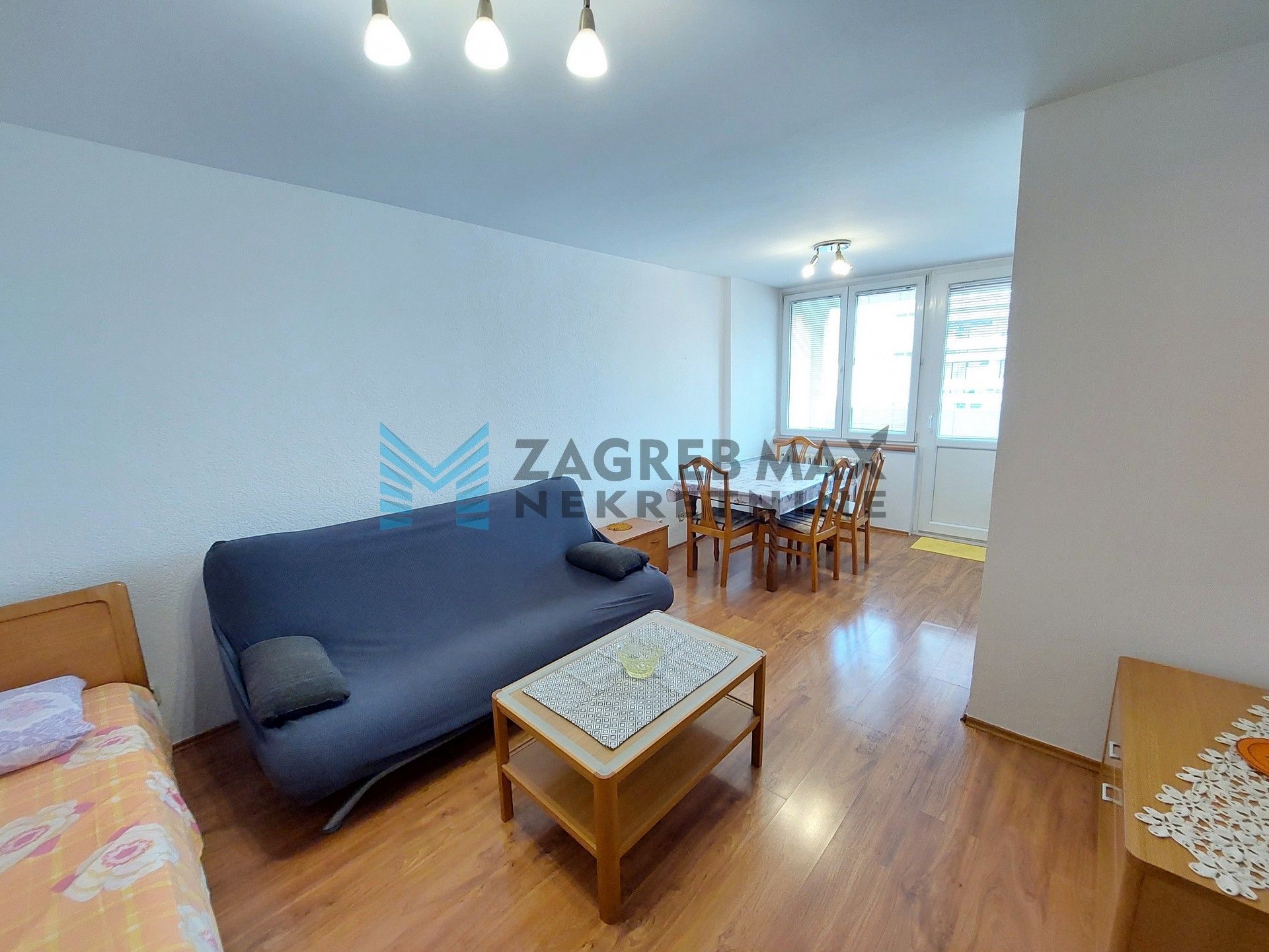 Zagreb - SAVICA - Gruška neboder – komforan, 2-sobni, lođa, odmah useljiv