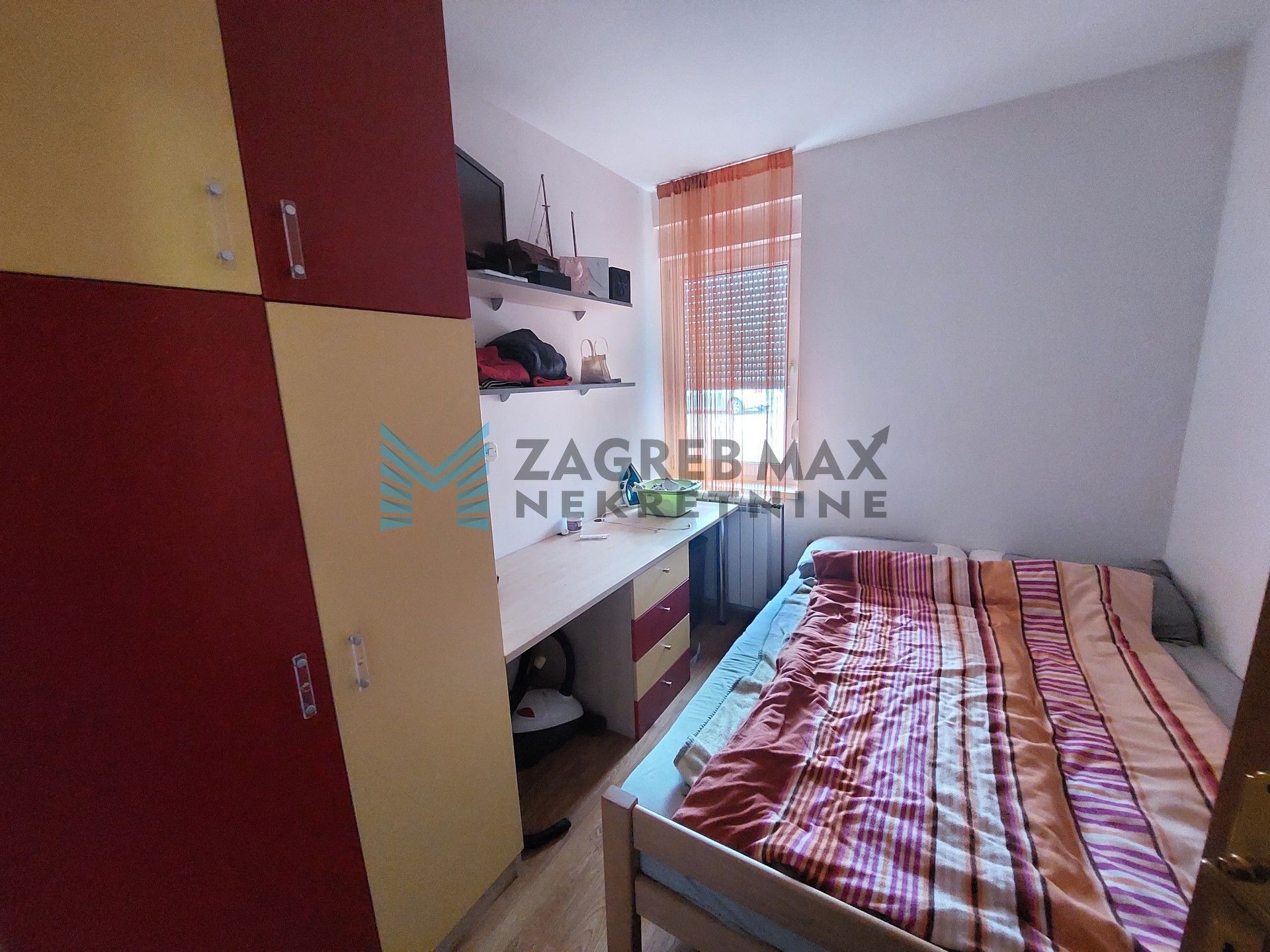 Zagreb - TRNAVA - funkcionalan, 3-sobni, parking, 2007. god.