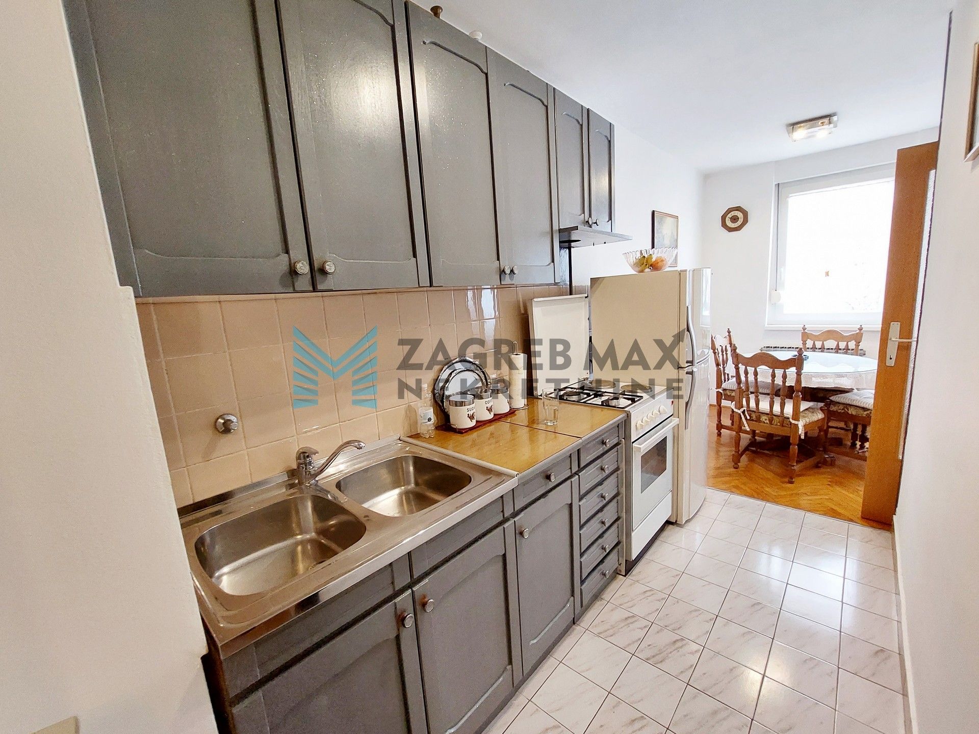 Zagreb - TREŠNJEVKA - Tratinska - 1-soban, spremište, odmah useljiv