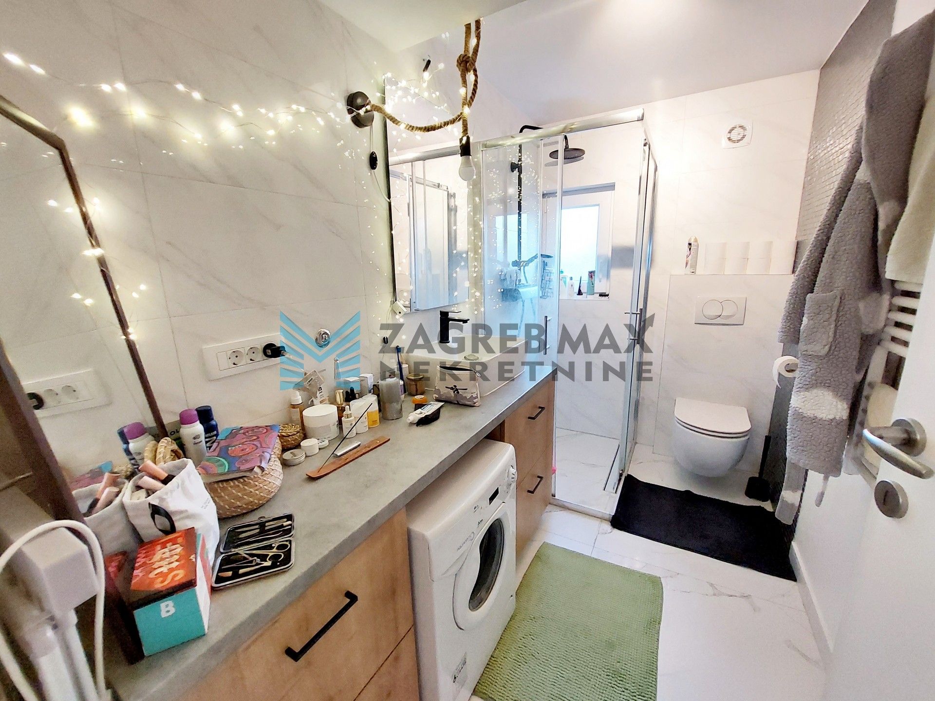 Zagreb - TREŠNJEVKA - Lovranska - garsonijera, novo adaptiran, parking