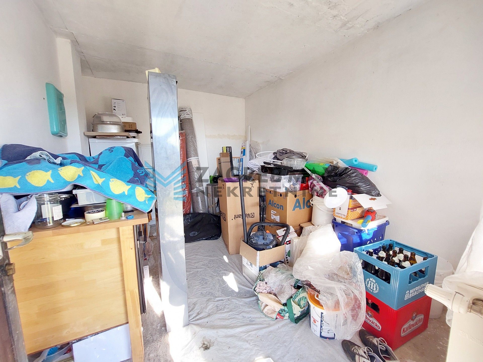 Zagreb - GAREŠNIČKI BRESTOVAC - kuća, gospodarski objekt, dvorište, 1029m2