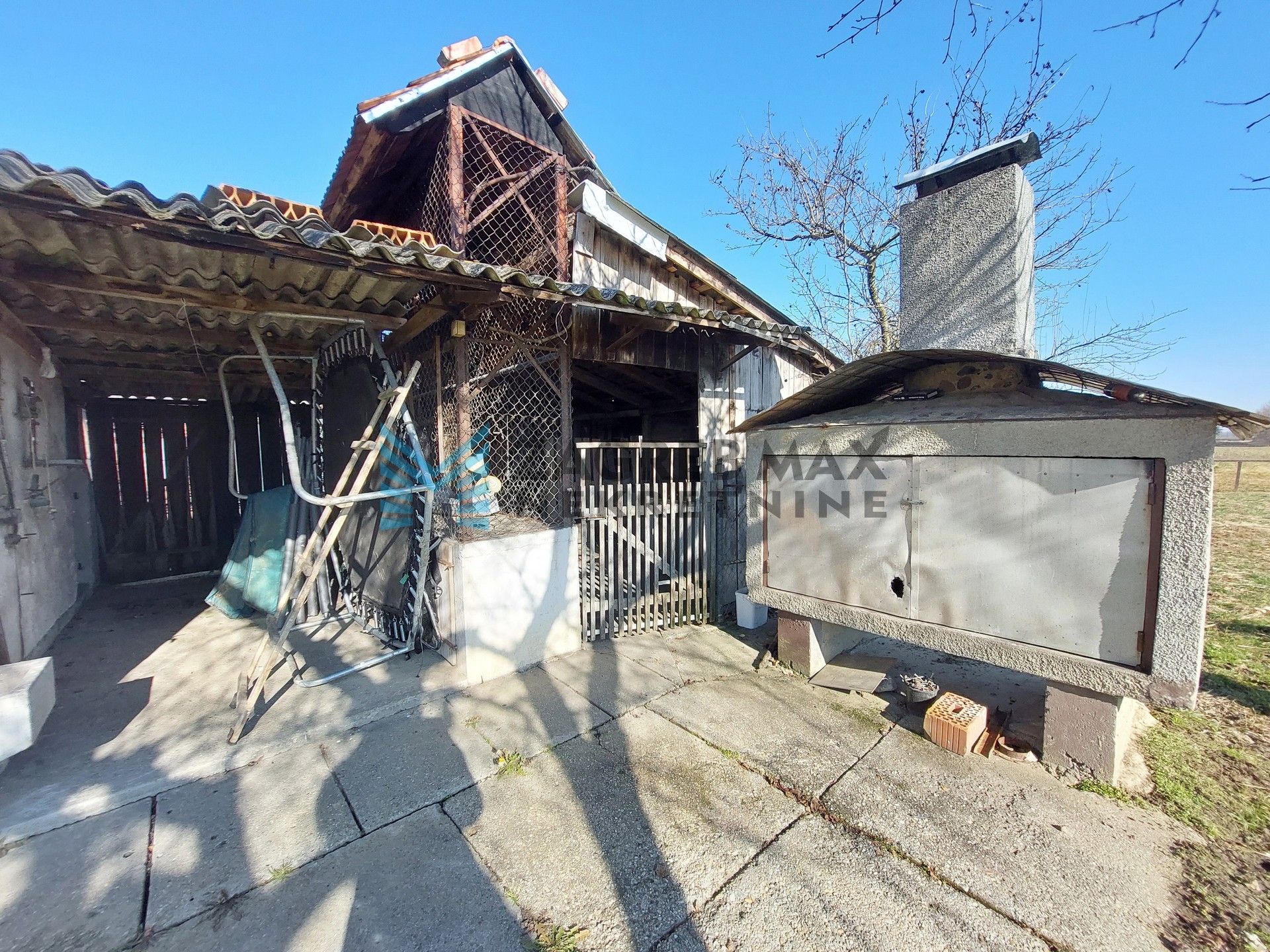 Zagreb - GAREŠNIČKI BRESTOVAC - kuća, gospodarski objekt, dvorište, 1029m2