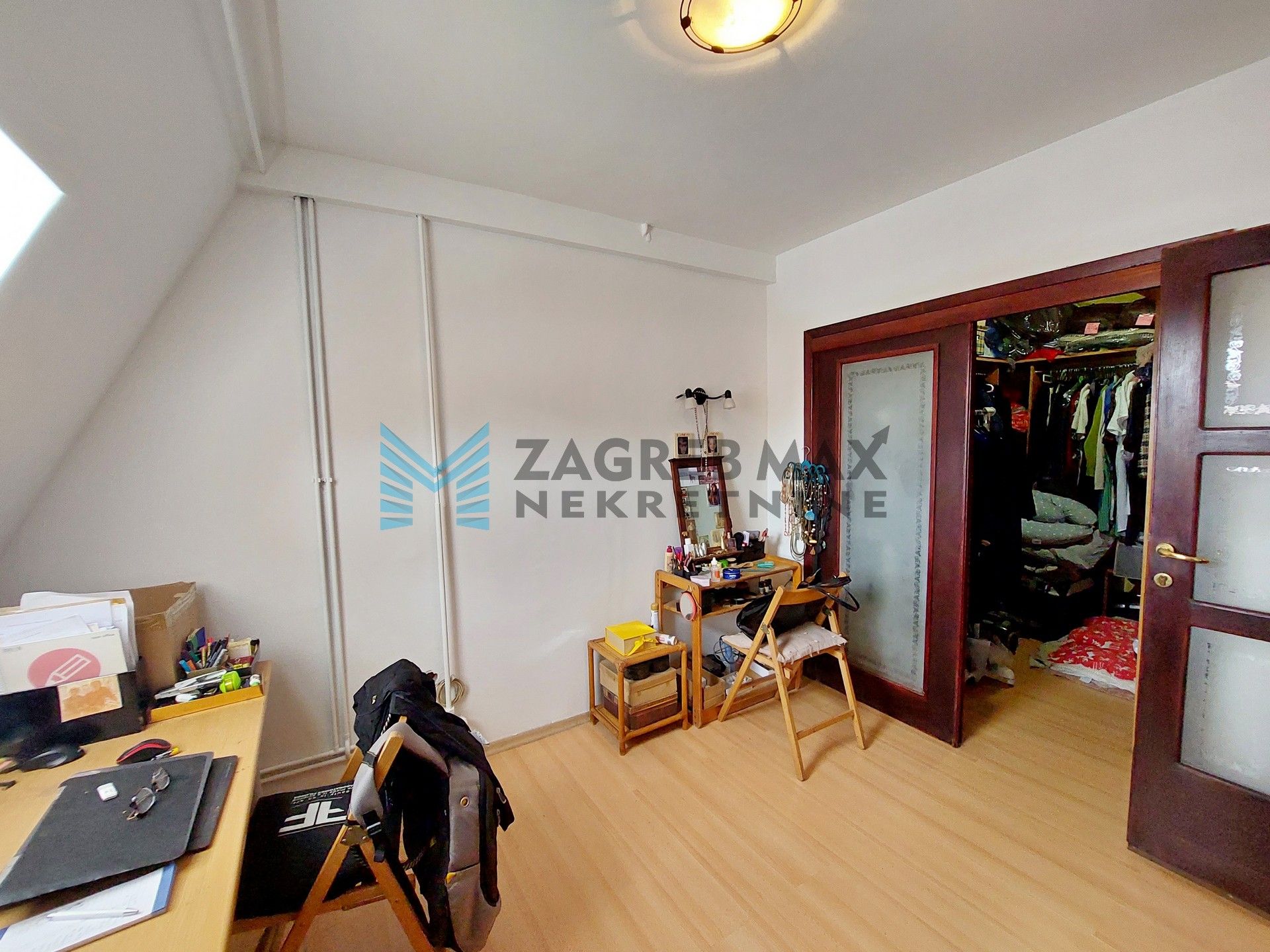 Zagreb - MALEŠNICA - Malešnica - 4-sobni, prostran, održavan, dvoetažni