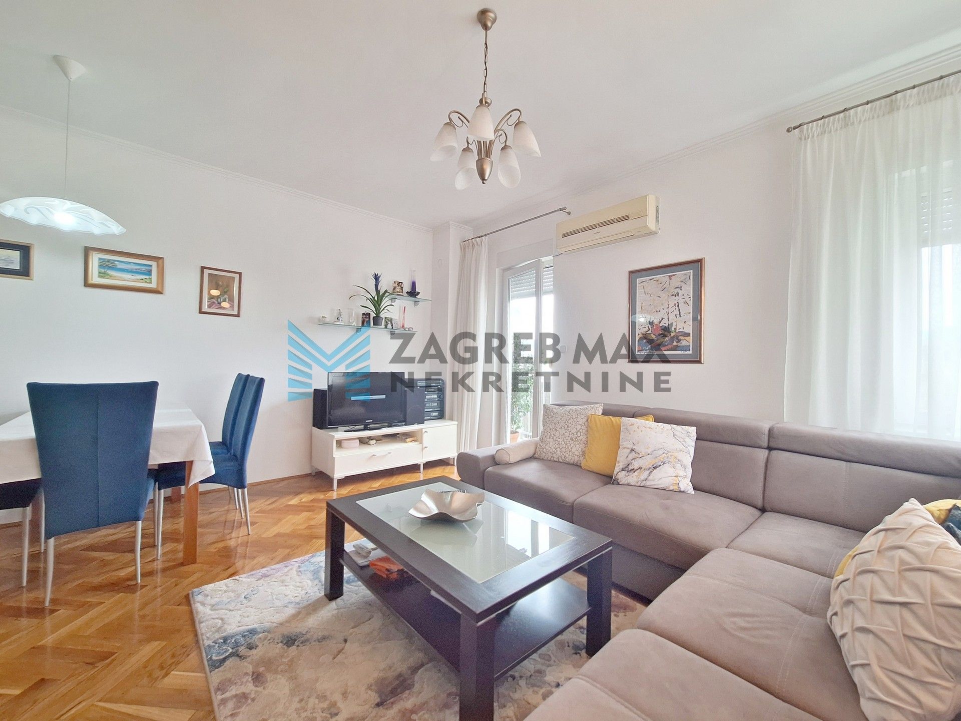 Zagreb - ORANICE - Dinarski put - 2-sobni, parkirno mjesto