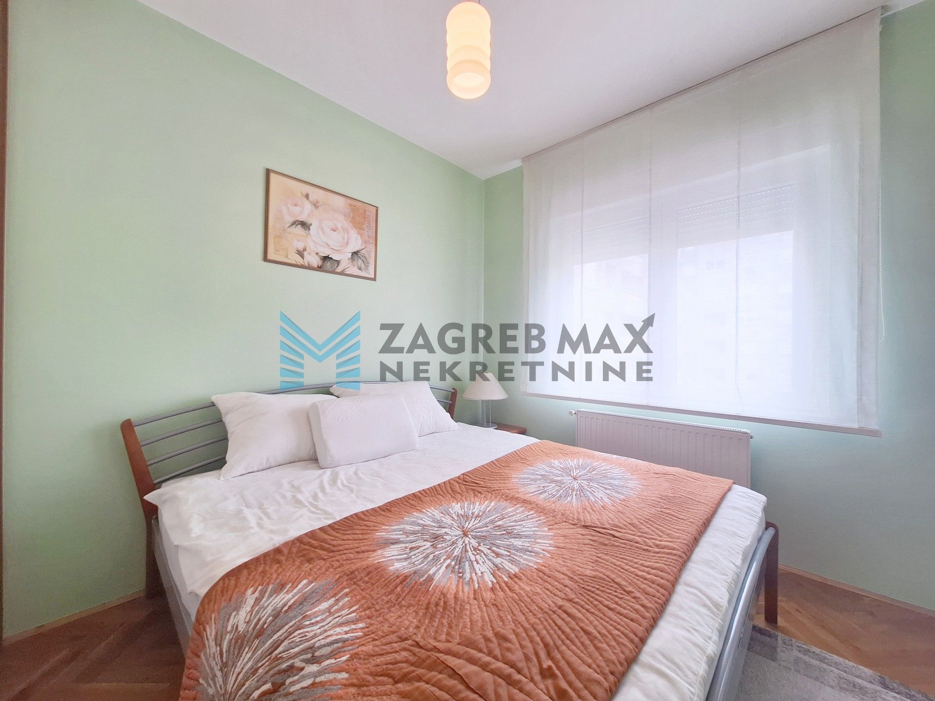 Zagreb - ORANICE - Dinarski put - 2-sobni, parkirno mjesto