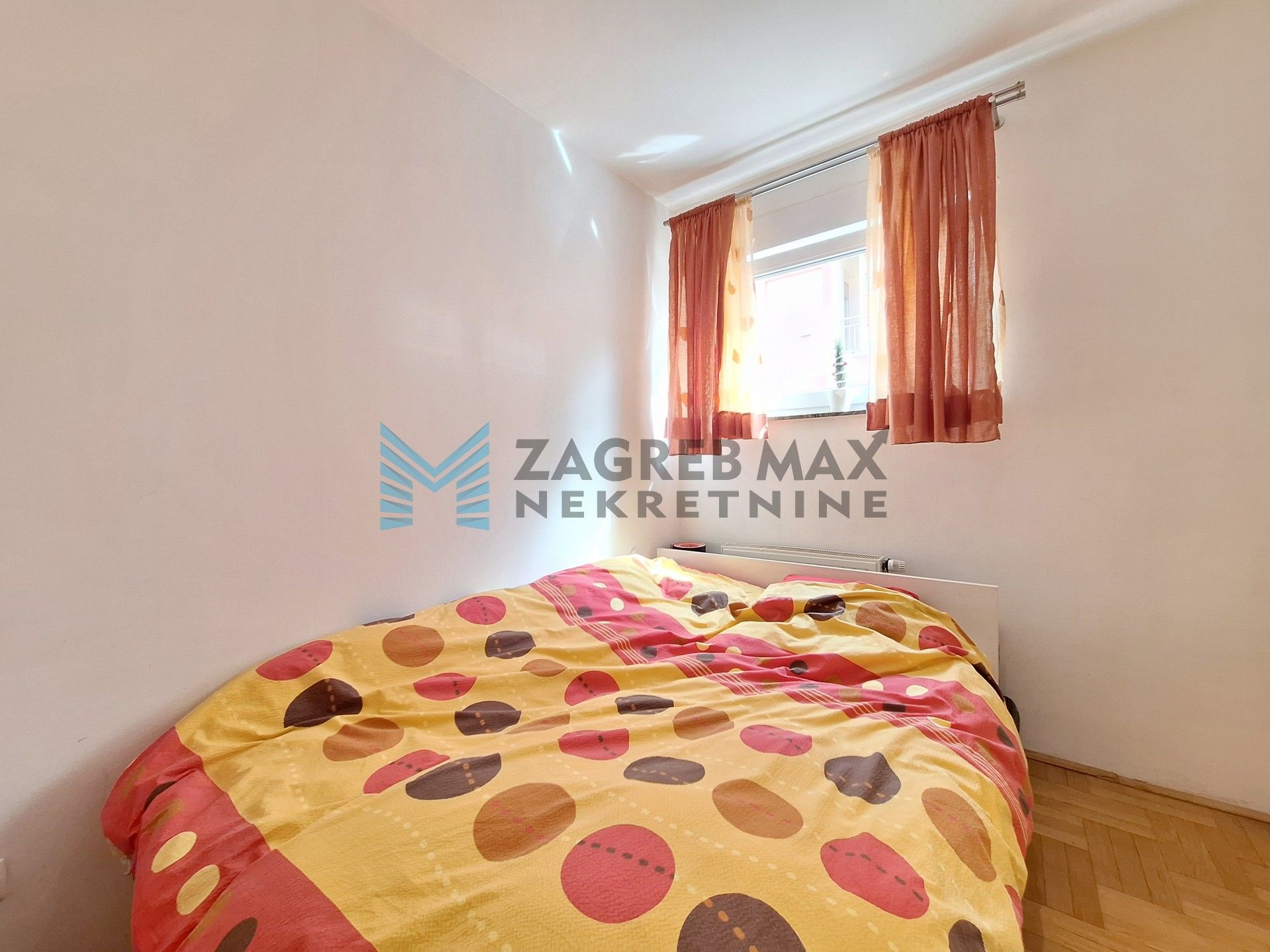 Zagreb - GAJNICE - Gavanovačka - 2-sobni, parkirno mjesto