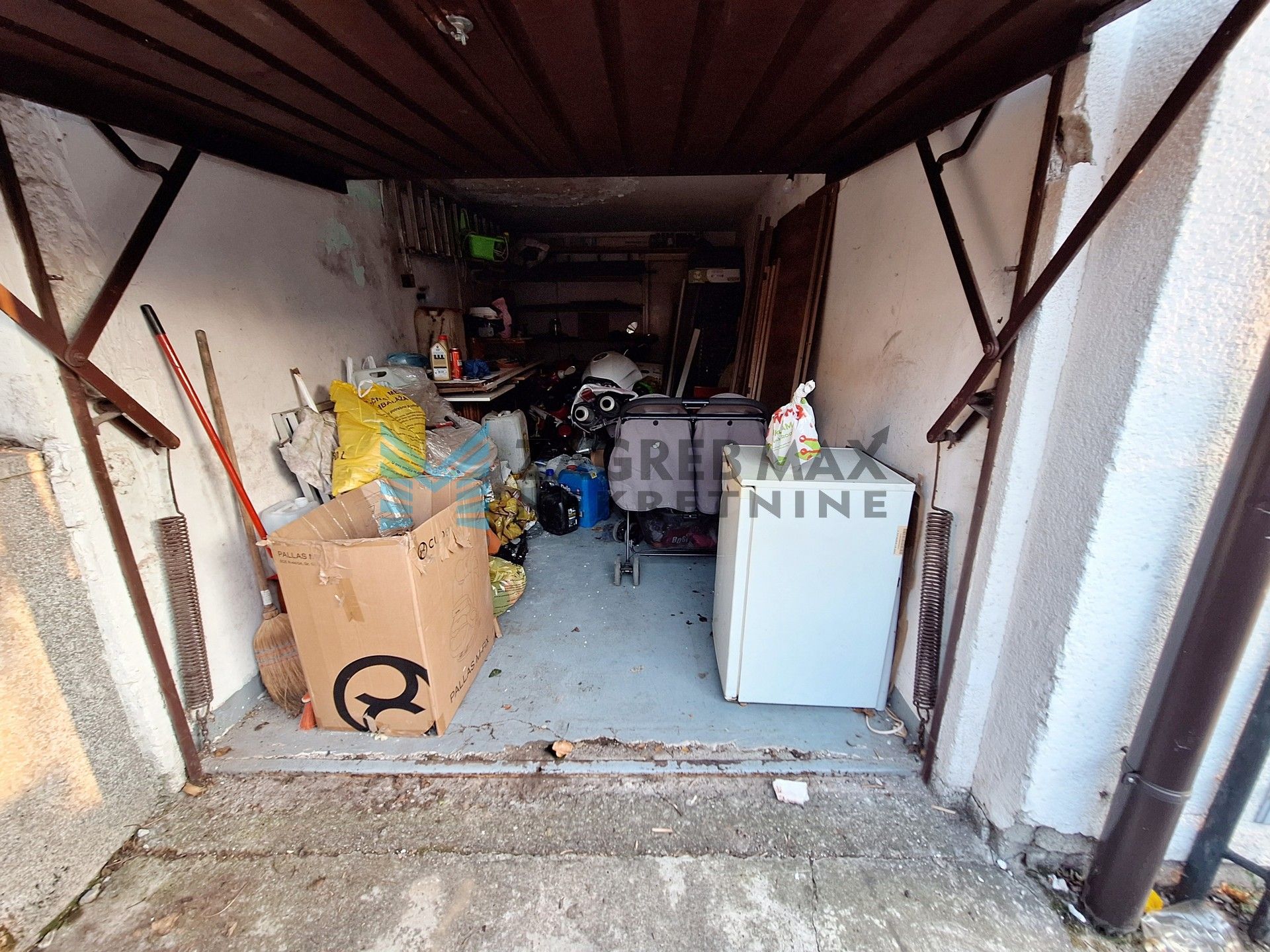 Zagreb - DUBRAVA - Dragozetička ulica, kuća s 2 stana