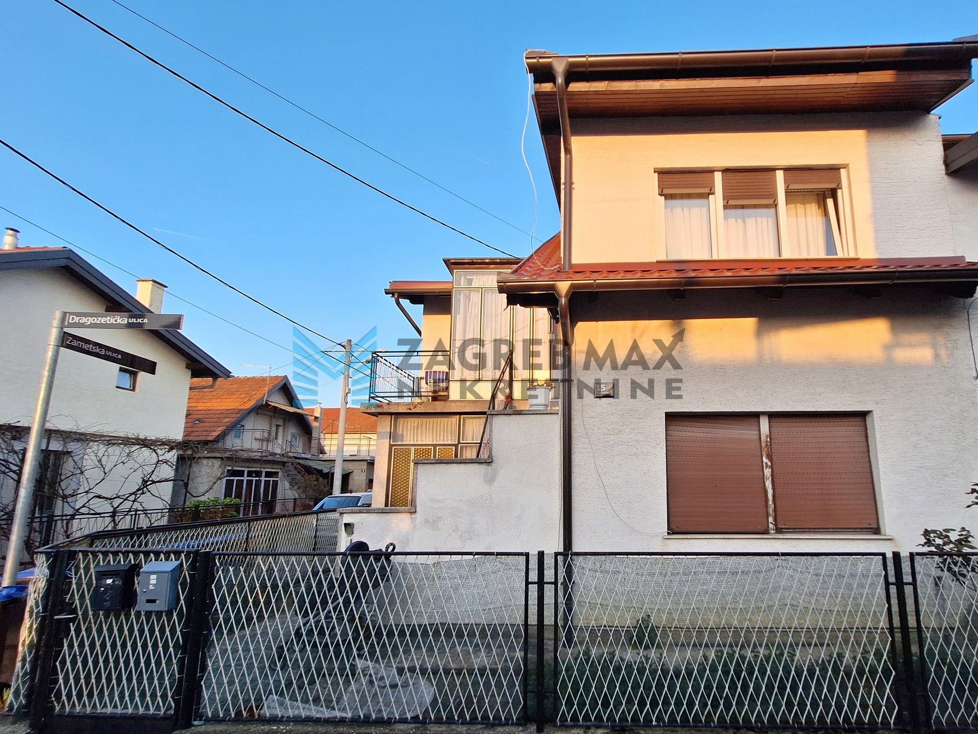 Zagreb - DUBRAVA - Dragozetička ulica, kuća s 2 stana