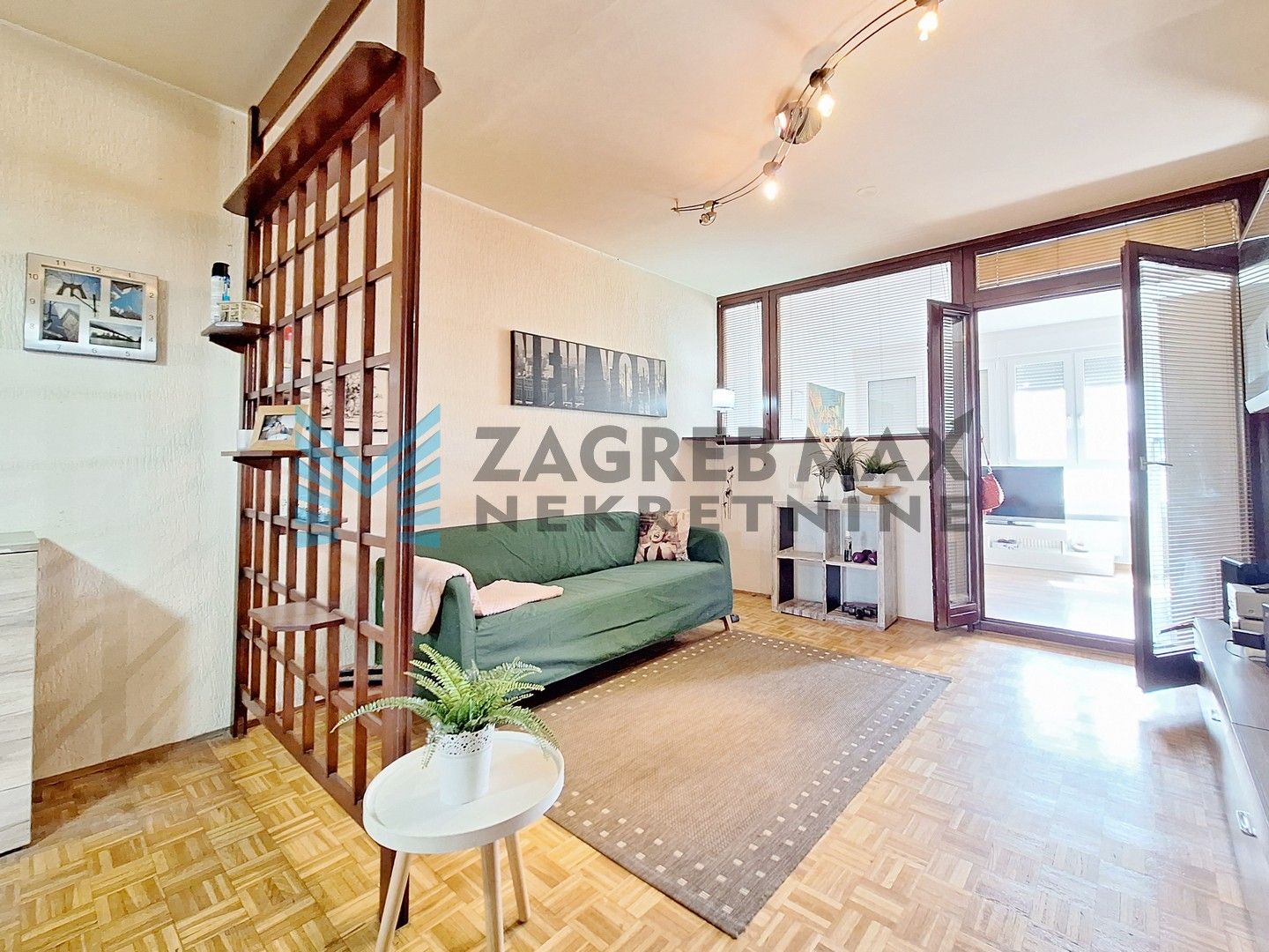 Zagreb - SREDIŠĆE - I.Šibla - 3-soban, loggia, blizina Bundeka