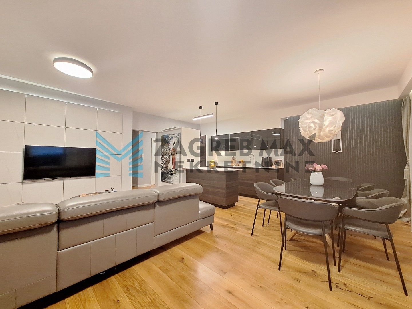 Zagreb - VRBANI - Kuzminečka - 3-sobni, namješten, blizina Jaruna