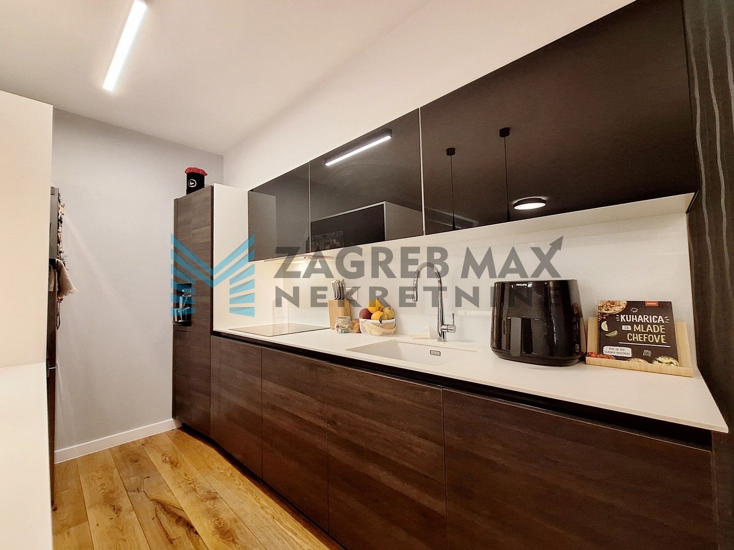 Zagreb - VRBANI - Kuzminečka - 3-sobni, namješten, blizina Jaruna