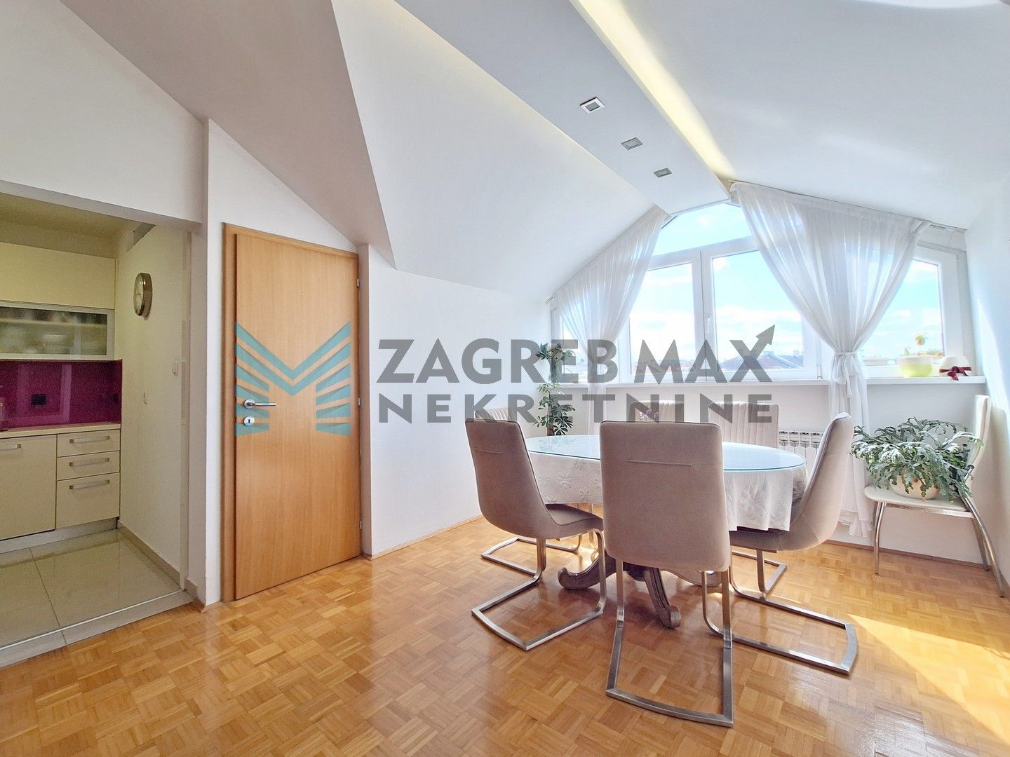 Zagreb - MALEŠNICA - A. T. Mimare - 4-soban s galerijom