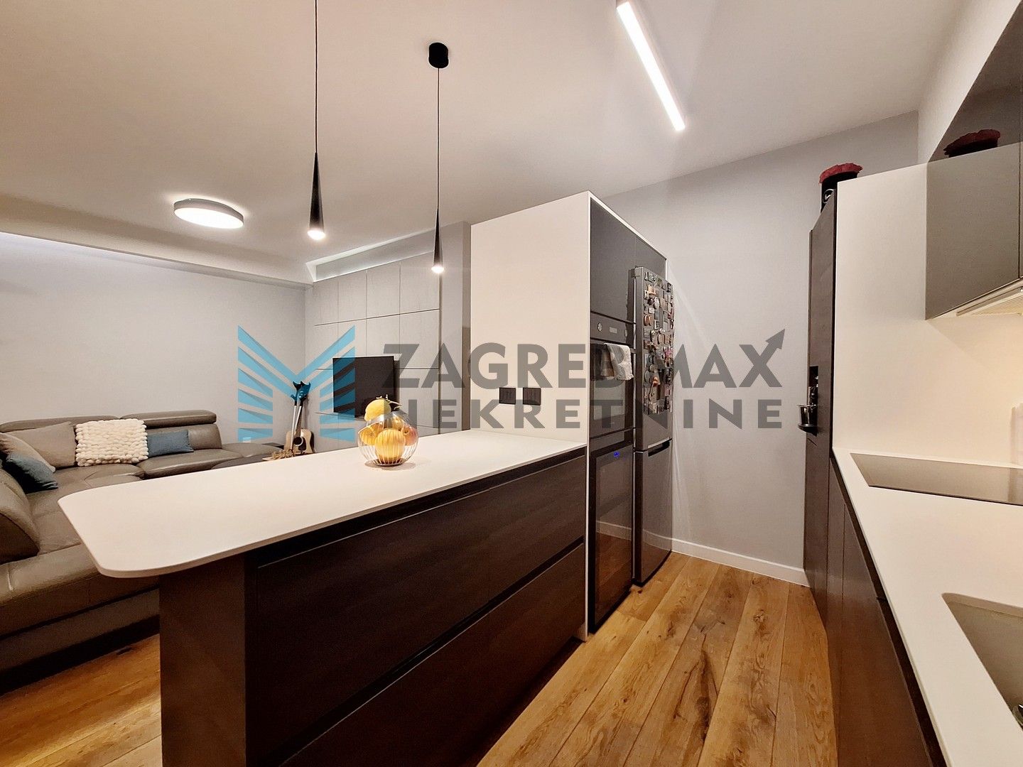 Zagreb - VRBANI - Kuzminečka - 3-sobni, namješten, blizina Jaruna