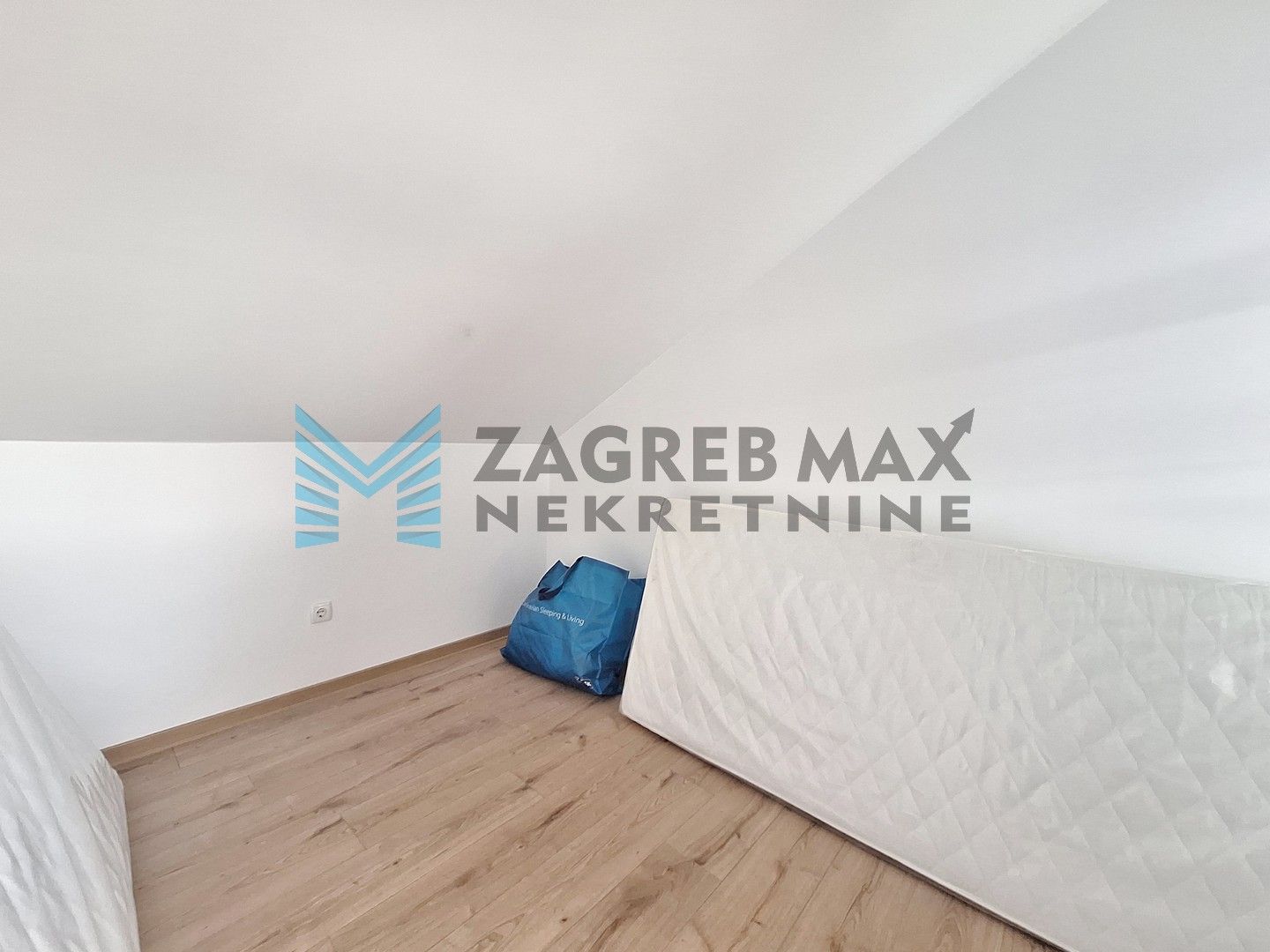 Zagreb - NAJAM - RUGVICA - Struga Nartska - smještaj za radnike - 10 osoba