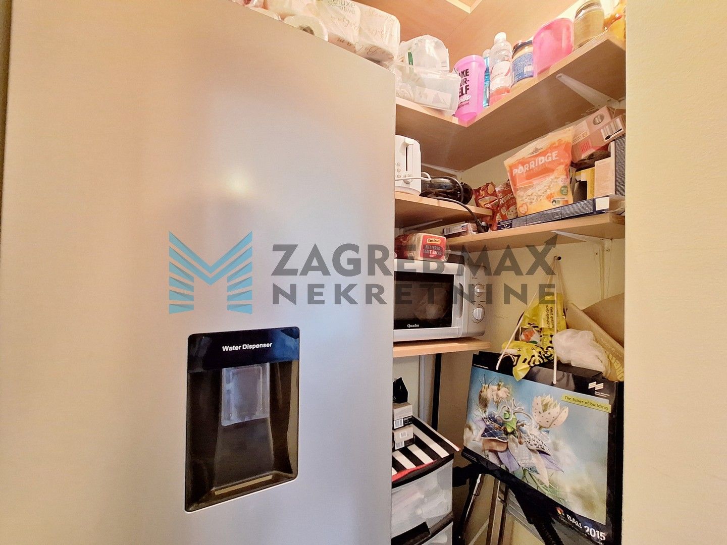 Zagreb - KUSTOŠIJA - Zagrebačka - 1-sobni, niske režije, lijep pogled na Sljeme