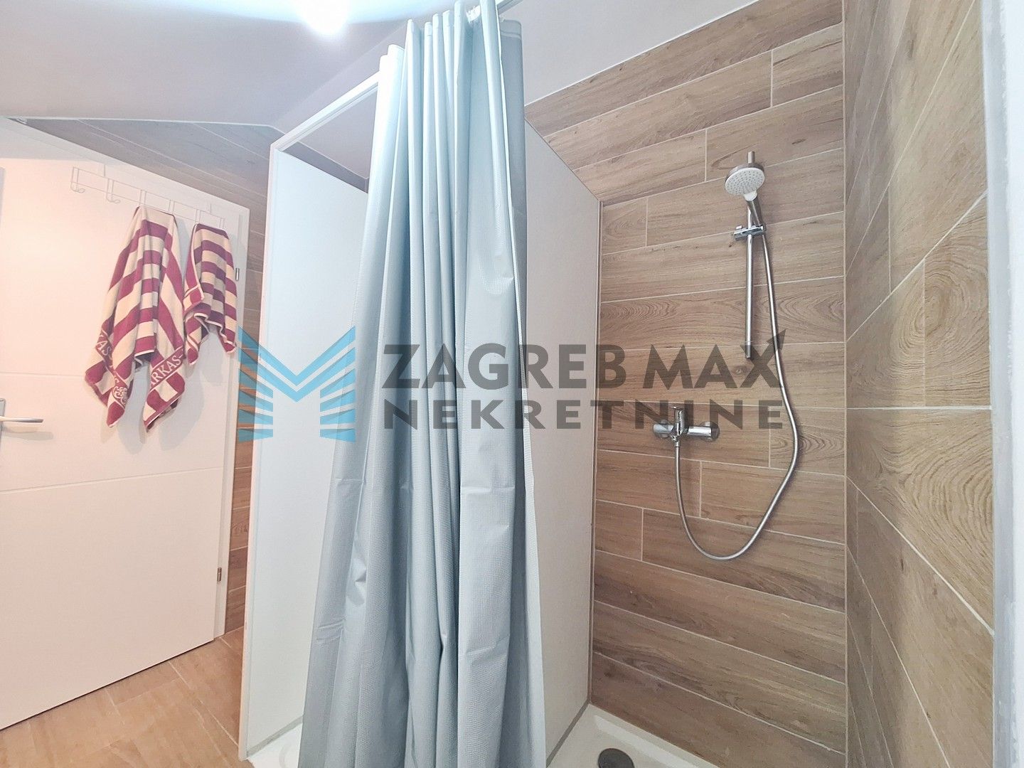 Zagreb - NAJAM - RUGVICA - Struga Nartska - smještaj za radnike - 10 osoba