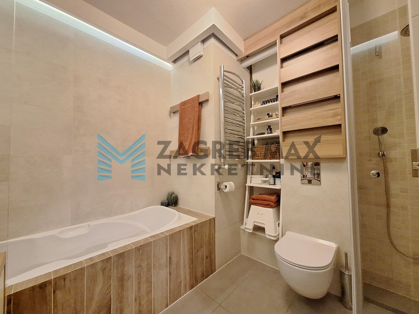 Zagreb - VRBANI - Kuzminečka - 3-sobni, namješten, blizina Jaruna