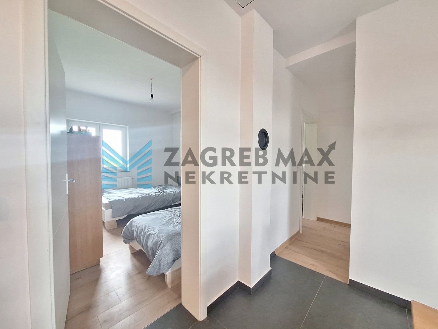 Zagreb - NAJAM - RUGVICA - Struga Nartska - smještaj za radnike - 10 osoba