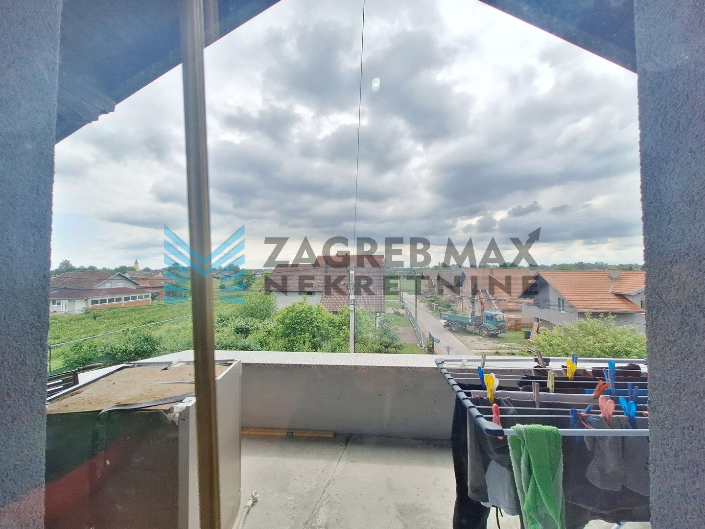 Zagreb - NAJAM - RUGVICA - Struga Nartska - smještaj za radnike - 10 osoba