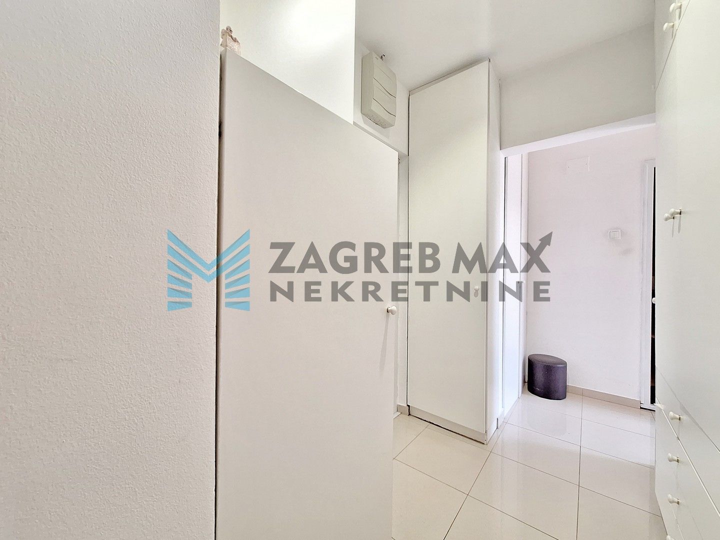 Zagreb - MALEŠNICA - A. T. Mimare - 4-soban s galerijom