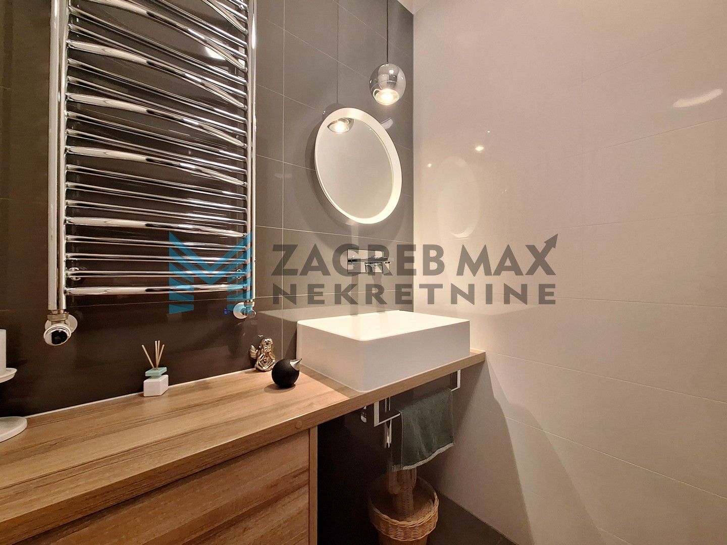 Zagreb - VRBANI - Kuzminečka - 3-sobni, namješten, blizina Jaruna