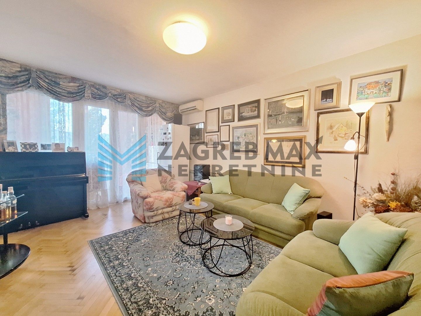 Zagreb - TREŠNJEVKA - Bosiljevska - komforni 4-sobni, izvrsna lokacija