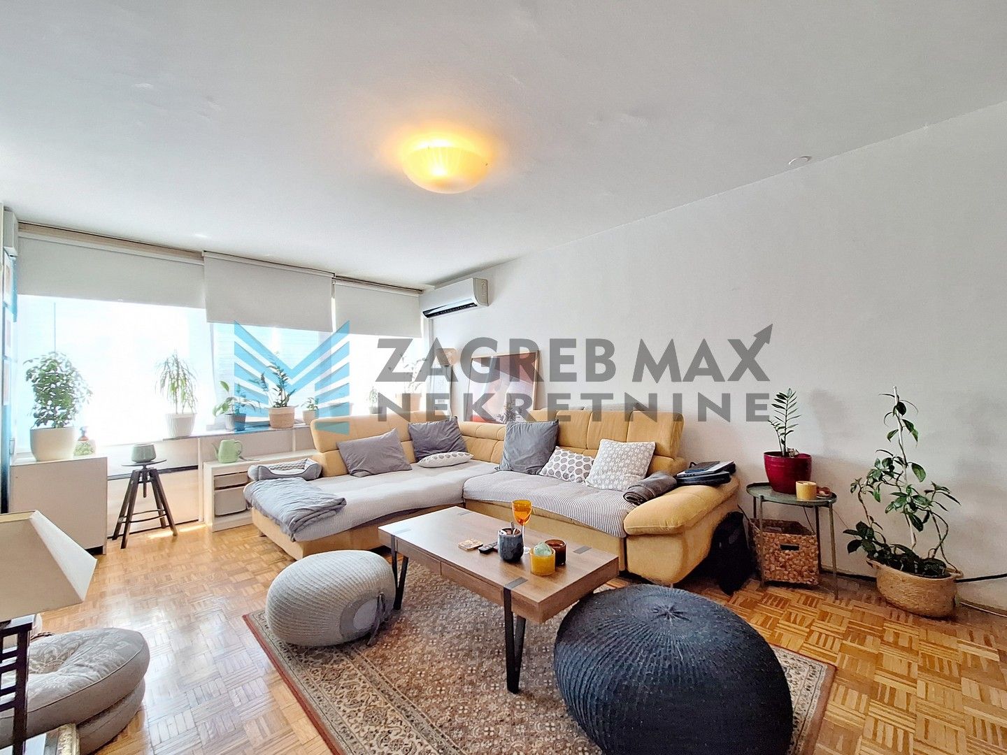 Zagreb - DUGAVE - Hribarov prilaz - 2-sobni, prostran, bez provizije za kupca