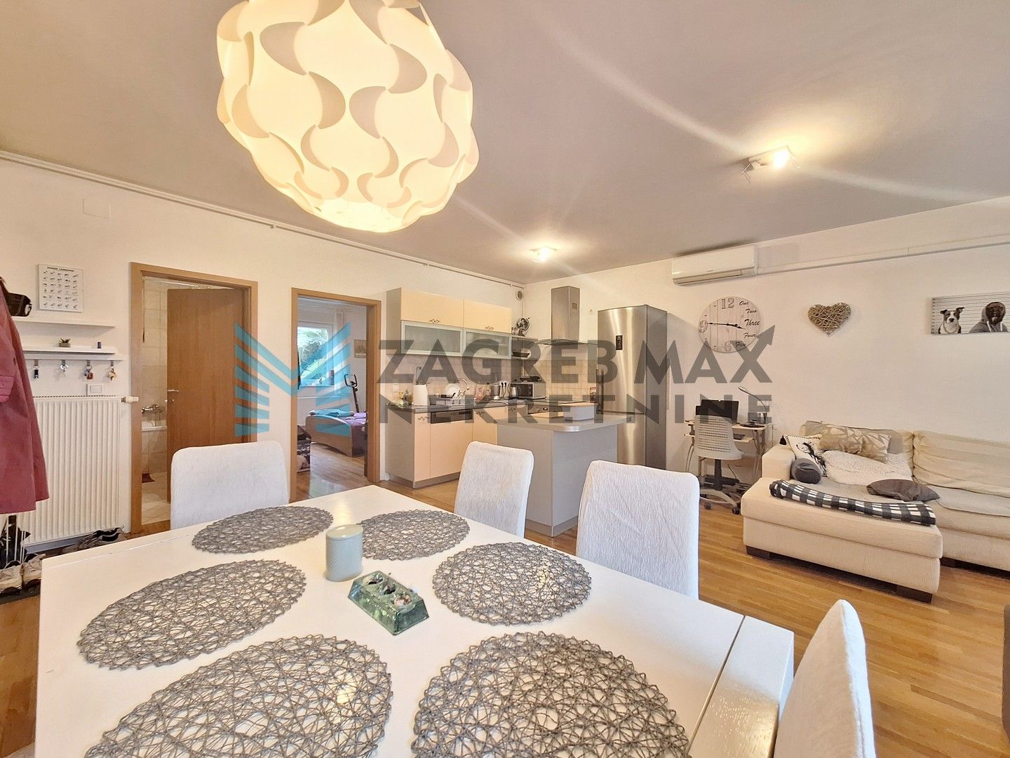 Zagreb - TREŠNJEVKA - Tešanjska - 2-sobni s vlastitim dvorištem