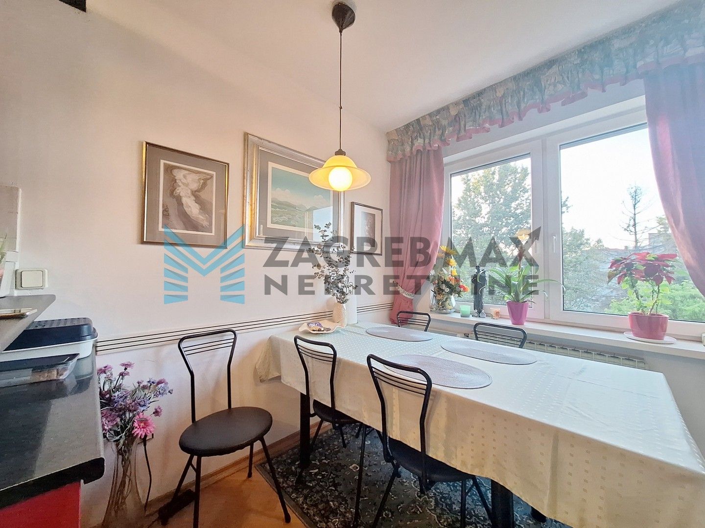 Zagreb - TREŠNJEVKA - Bosiljevska - komforni 4-sobni, izvrsna lokacija