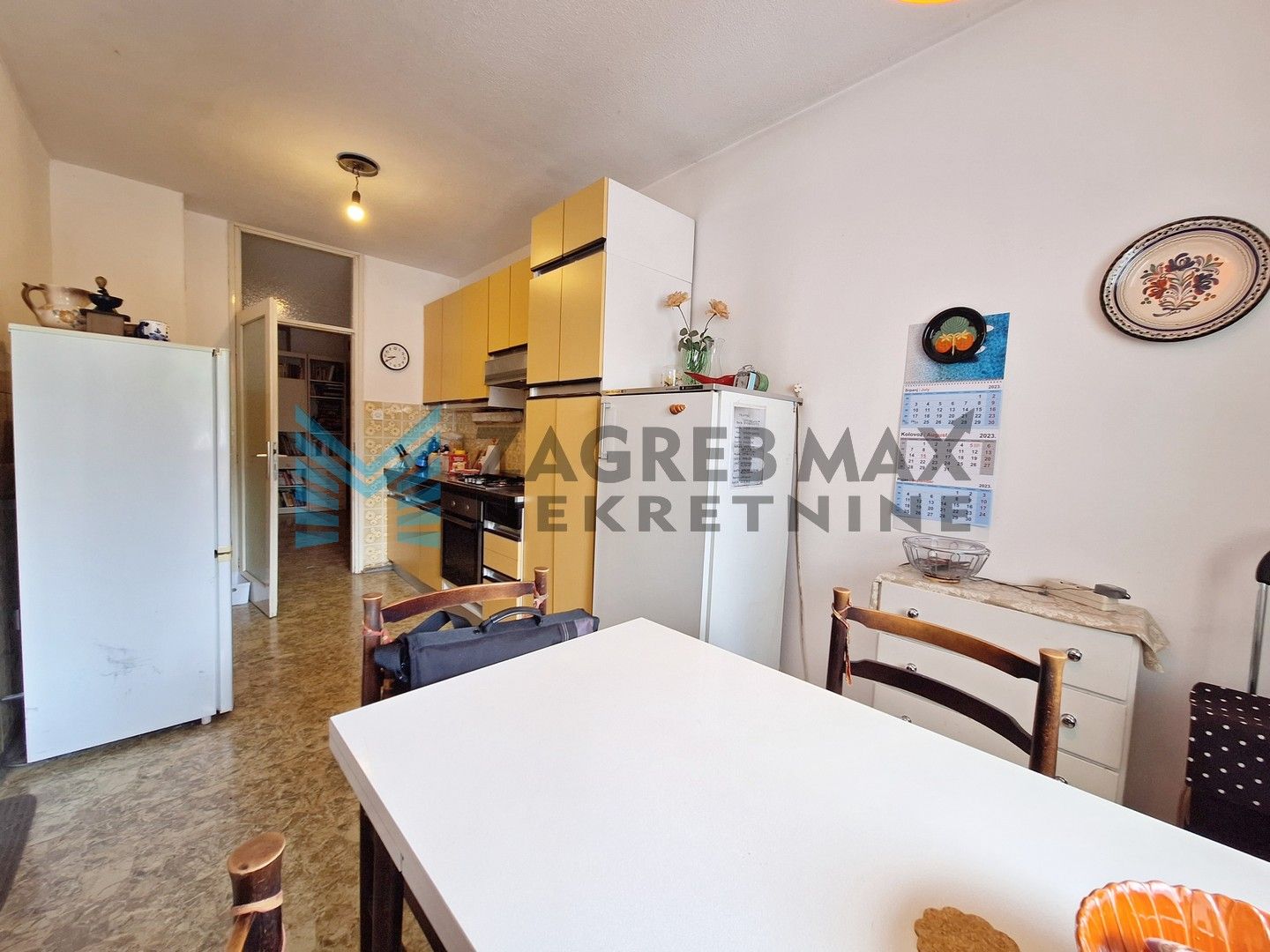 Zagreb - TRAVNO - Kopernikova - 2-sobni, terasa s pogledom na zeleni park