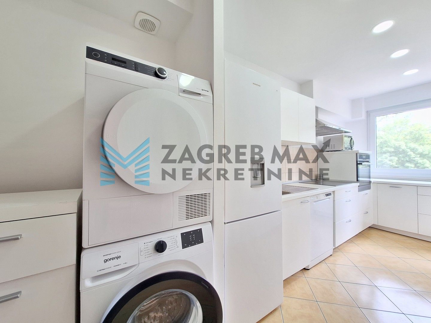 Zagreb - SLOBOŠTINA - Varićakova - 3-sobni, bez provizije za kupce