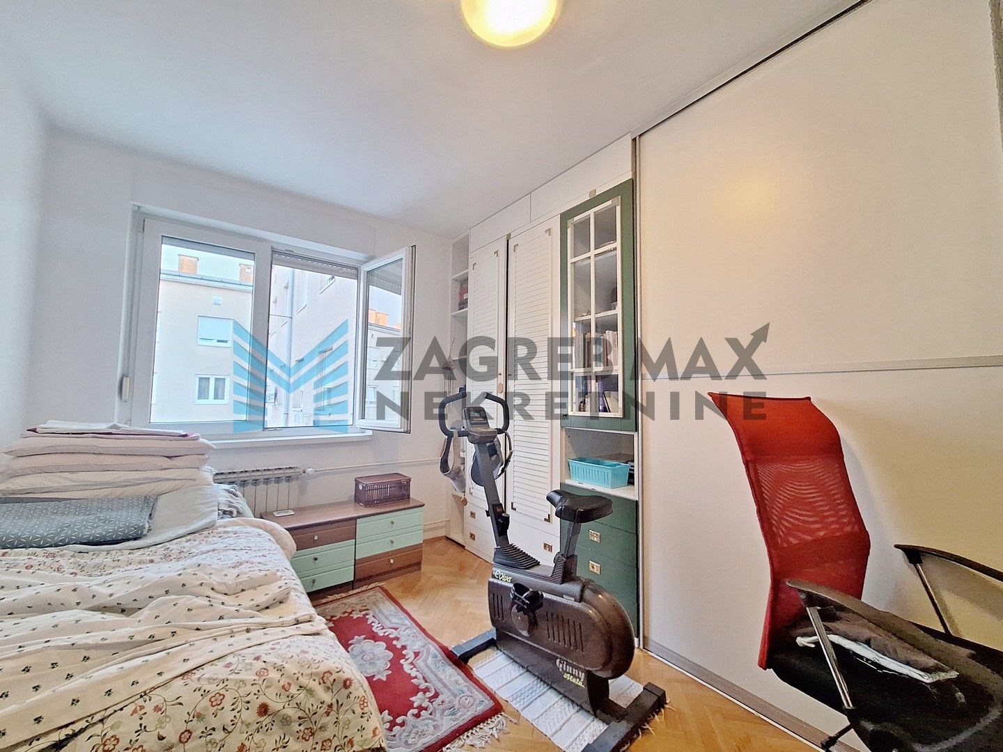 Zagreb - TREŠNJEVKA - Bosiljevska - komforni 4-sobni, izvrsna lokacija