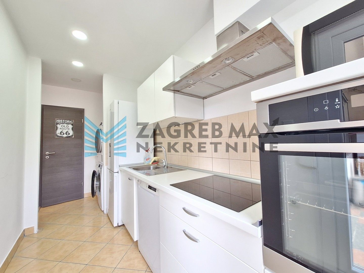 Zagreb - SLOBOŠTINA - Varićakova - 3-sobni, bez provizije za kupce