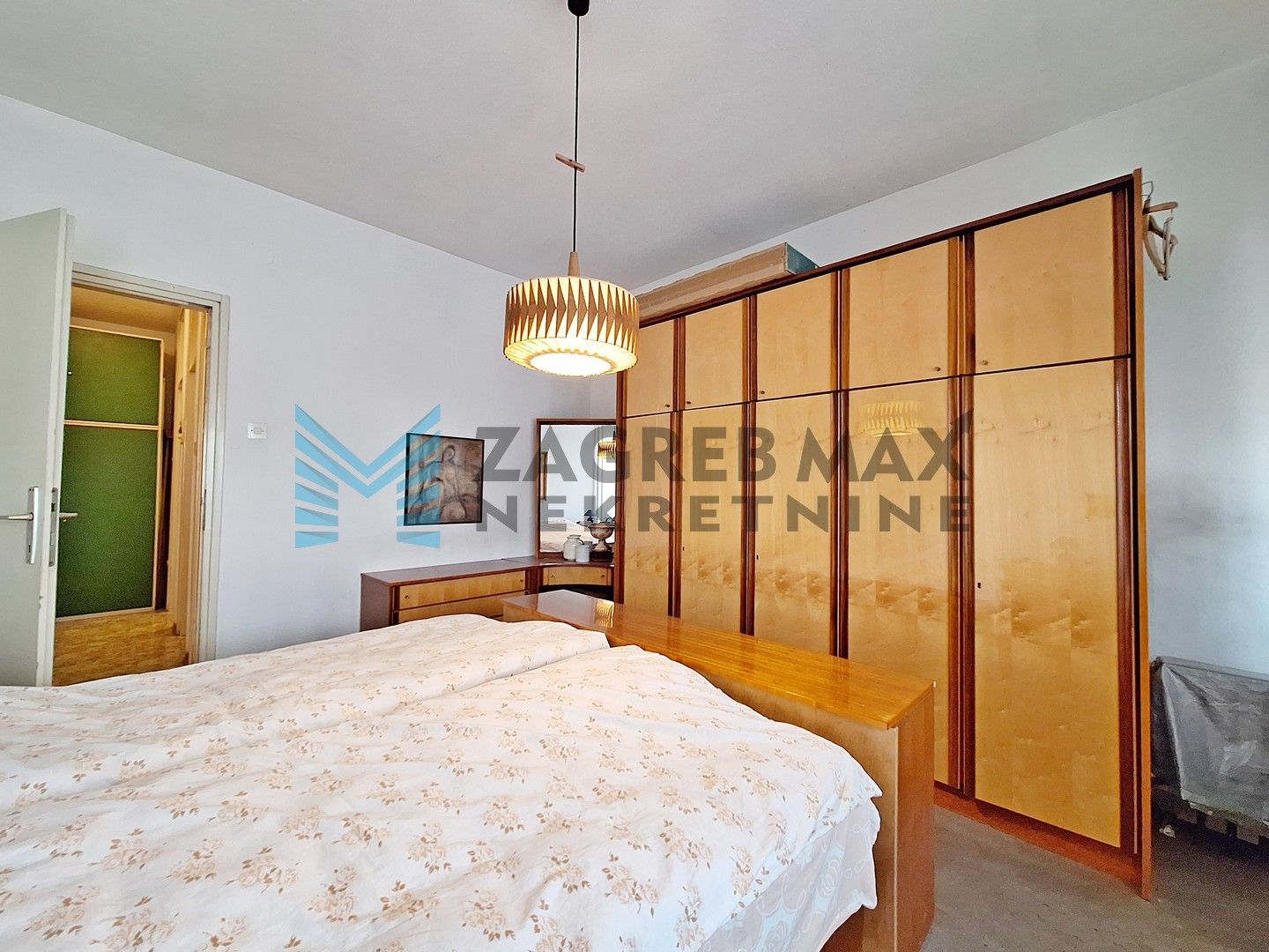 Zagreb - TRAVNO - Kopernikova - 2-sobni, terasa s pogledom na zeleni park