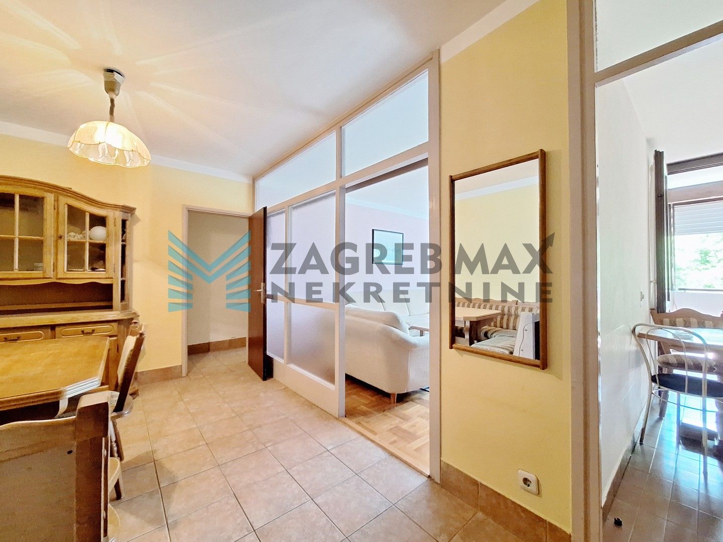 Zagreb - ŠPANSKO - S.Batušića - 3-sobni, prostran, 2 loggie