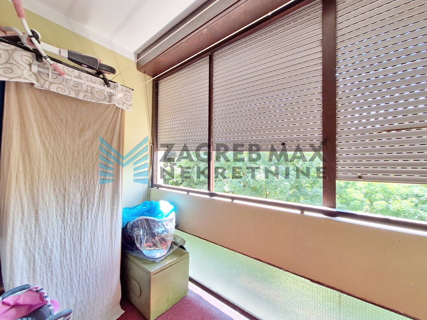 Zagreb - ŠPANSKO - S.Batušića - 3-sobni, prostran, 2 loggie