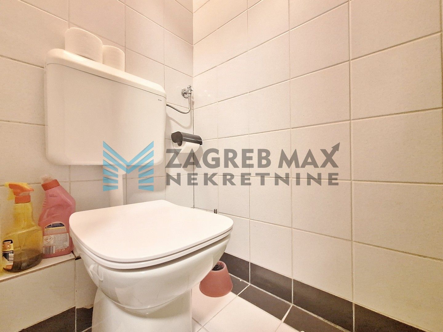 Zagreb - TREŠNJEVKA - Bosiljevska - komforni 4-sobni, izvrsna lokacija