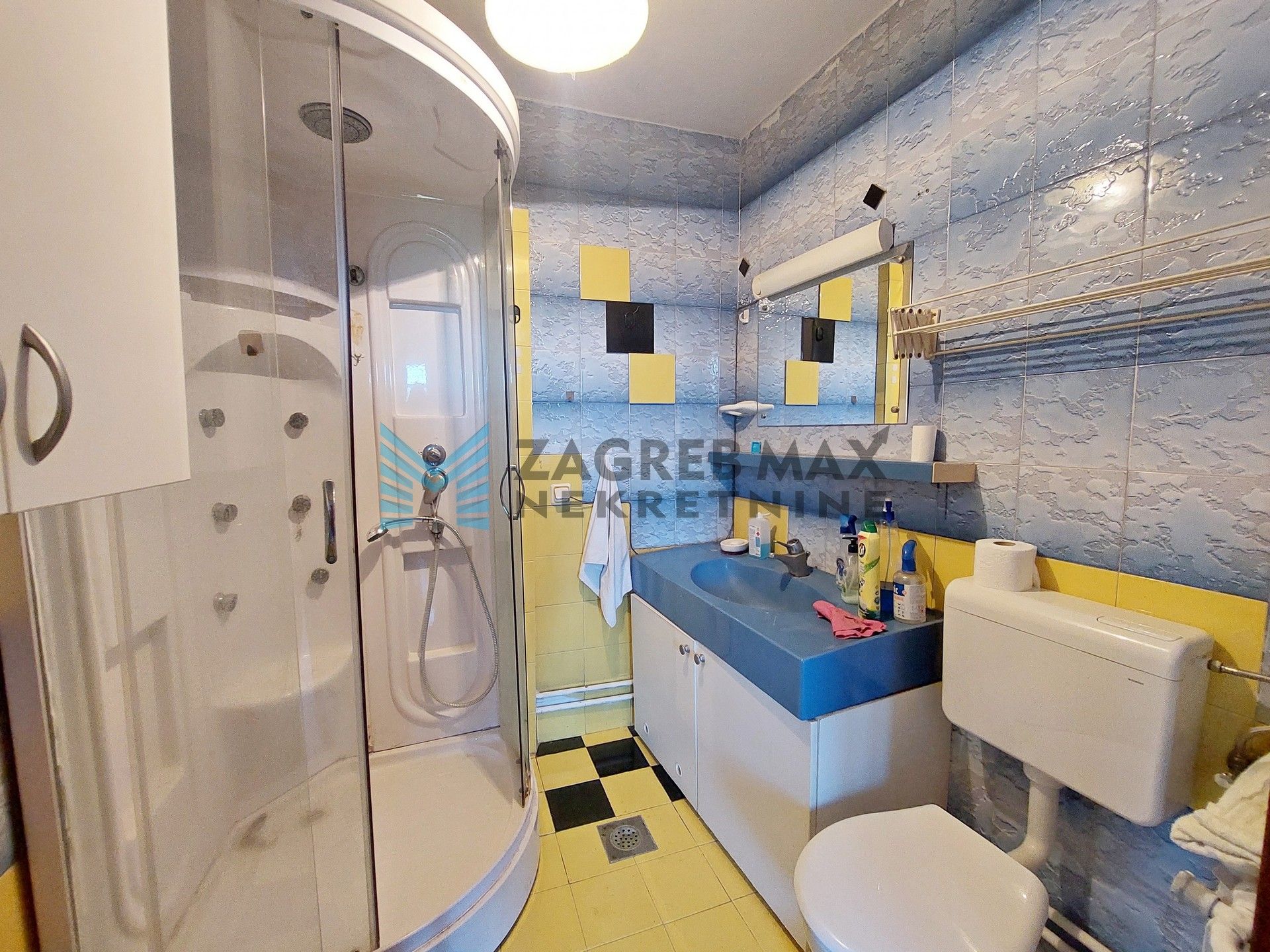 Zagreb - SREBRNJAK - Bijenička - 2-soban, terasa, pogled, za renovaciju