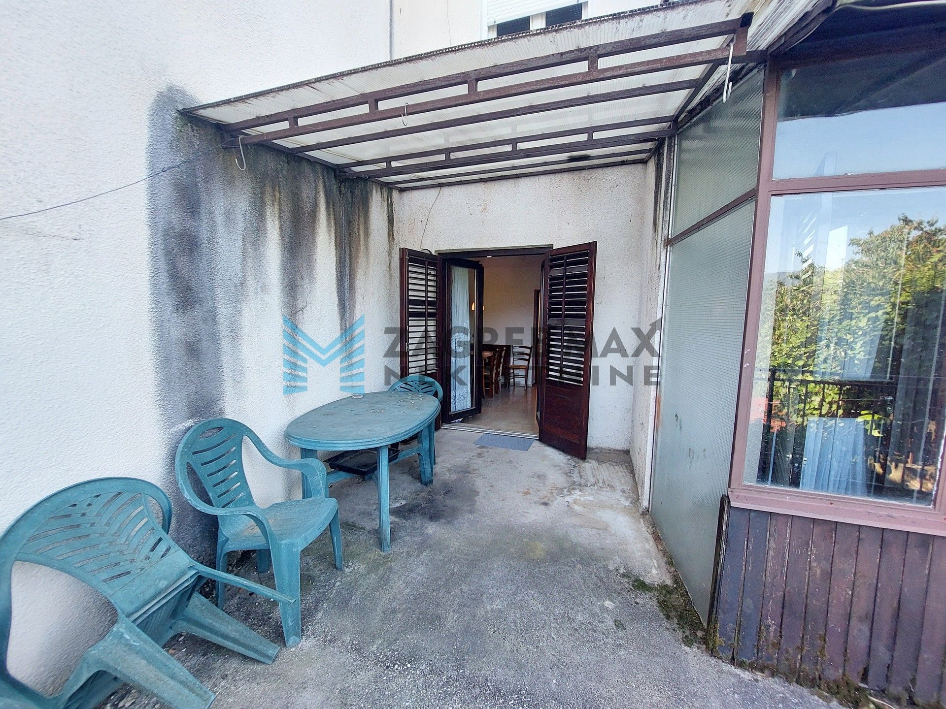 Zagreb - SREBRNJAK - Bijenička - 2-soban, terasa, pogled, za renovaciju