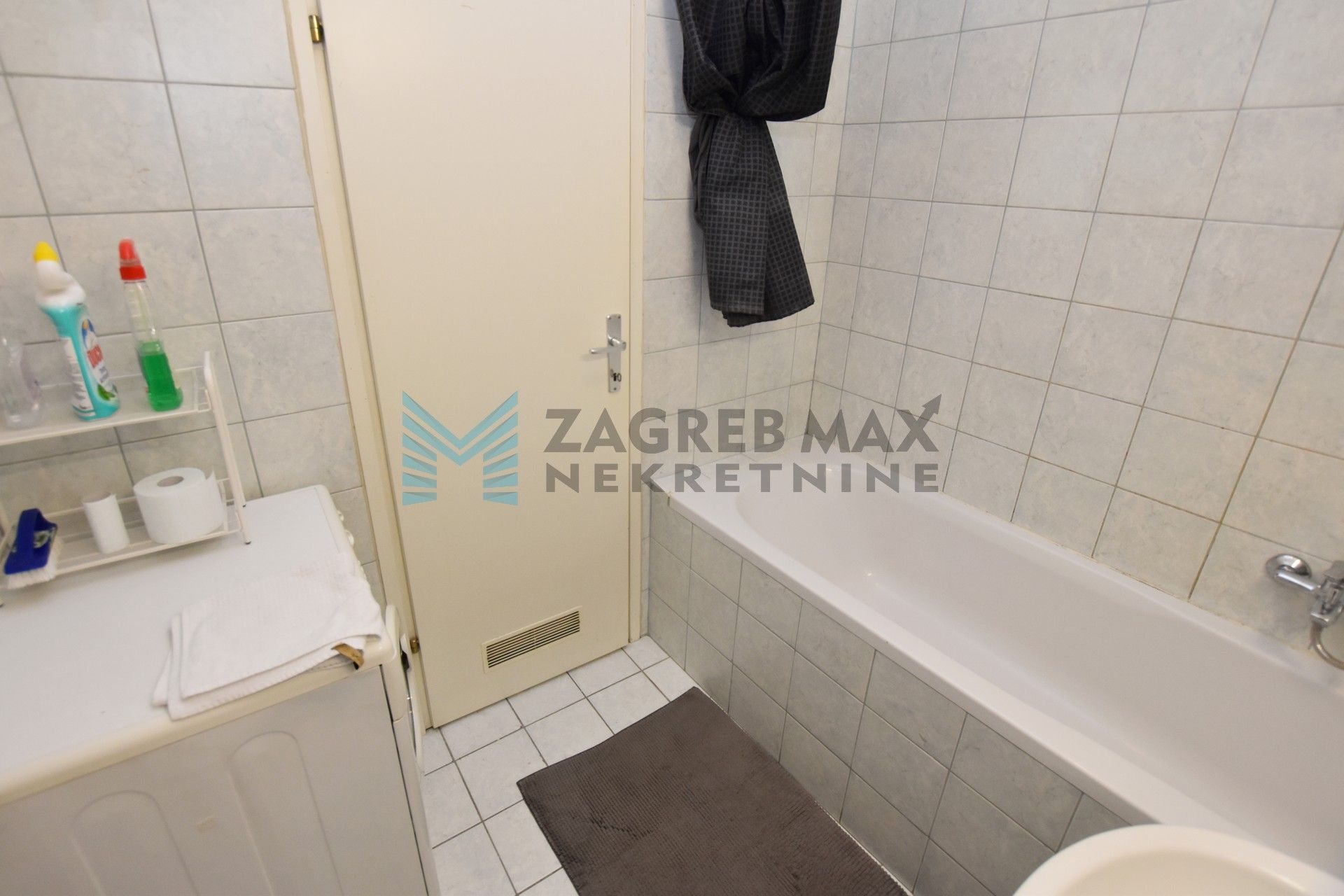 Zagreb - TREŠNJEVKA - Baštijanova Selska, 2-sobni, komforan, parking