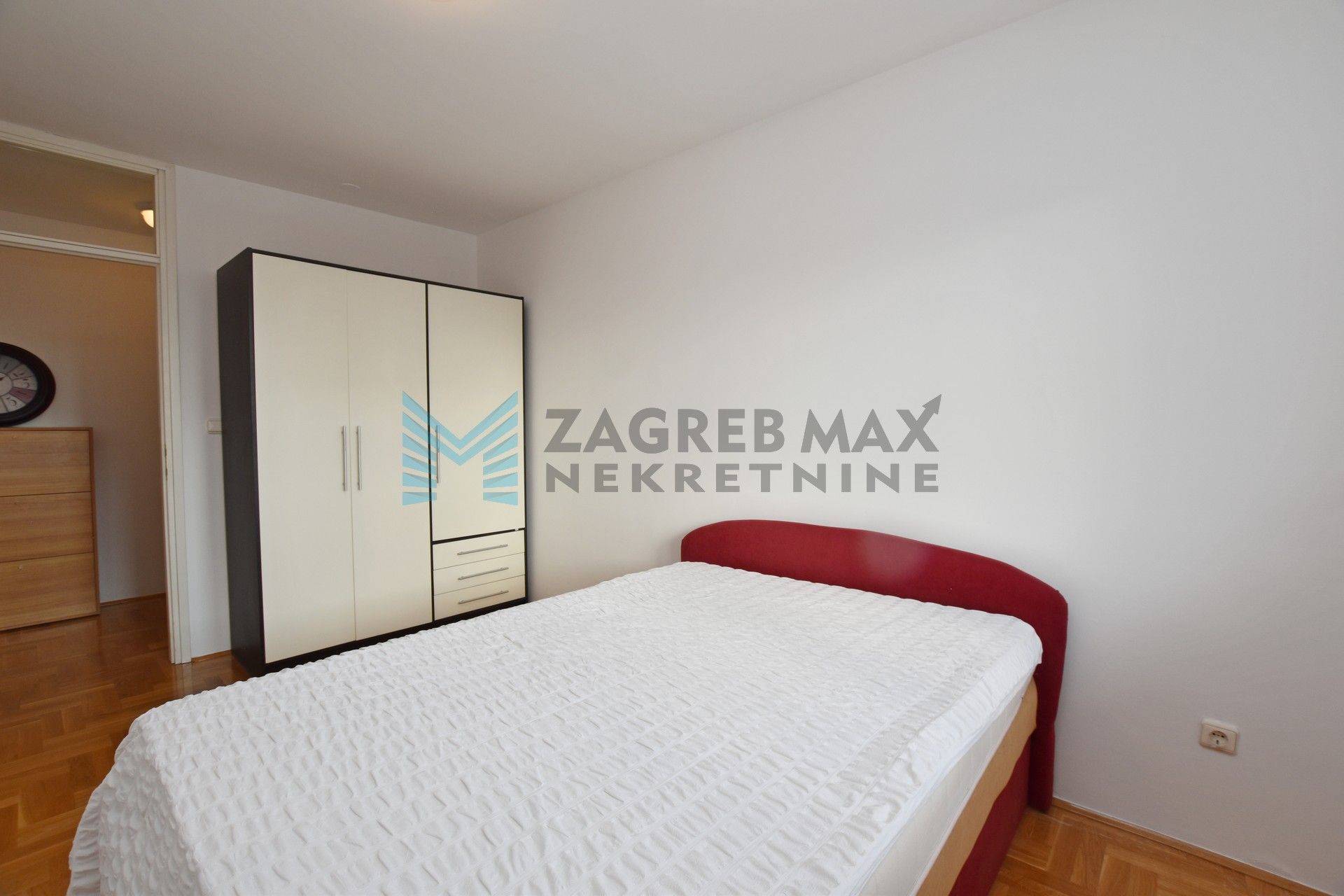 Zagreb - TREŠNJEVKA - Baštijanova Selska, 2-sobni, komforan, parking