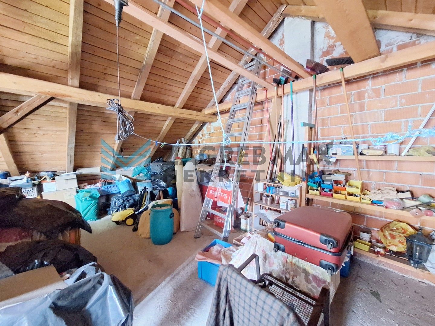 Zagreb - DUBRAVA - Trepčanska - kuća s okućnicom