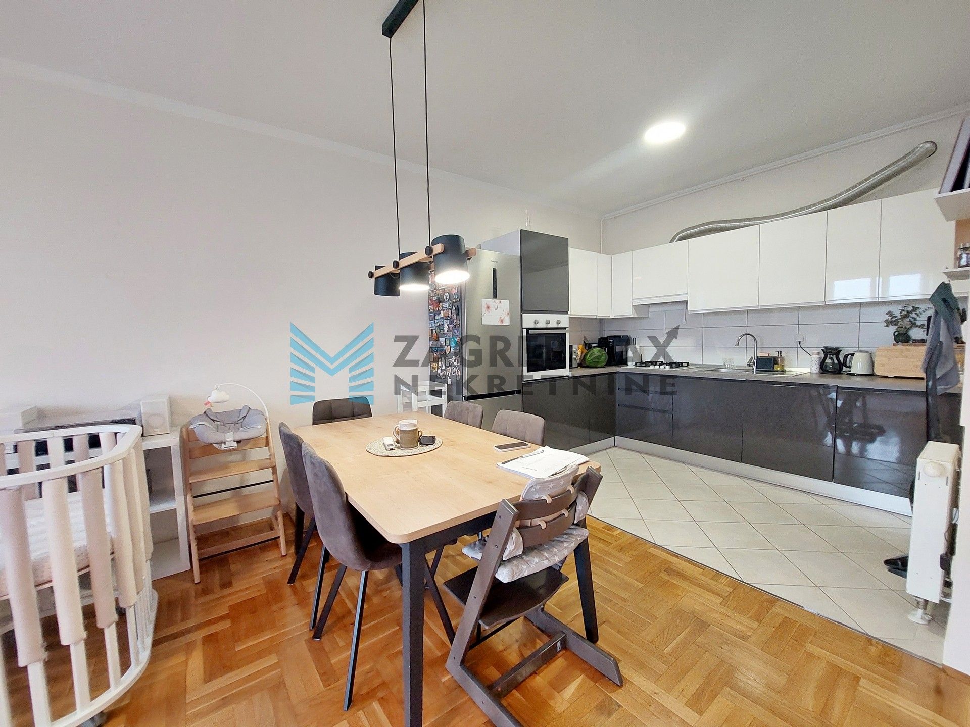 Zagreb - RETKOVEC - IV. Retkovec - 3-sobni, svijetao, garaža, spremište, mirno